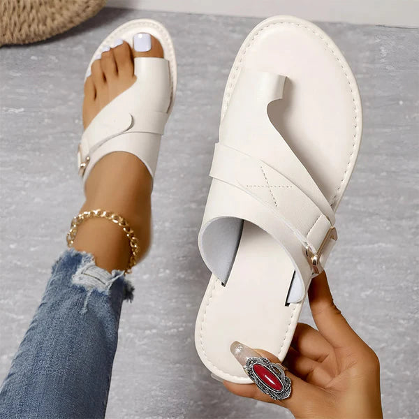 Light fashionable flat open toe sandals