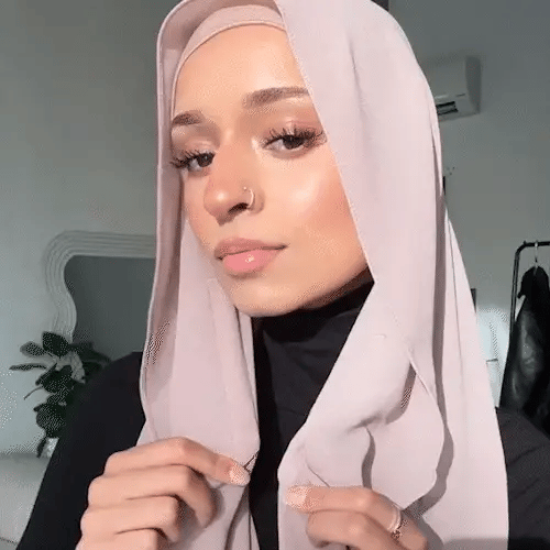 π Premium Headscarf β Stays Put, Feels Perfect π