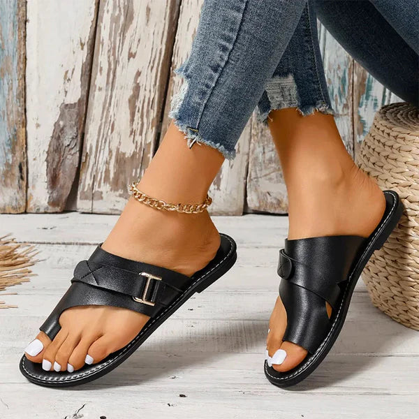 Light fashionable flat open toe sandals