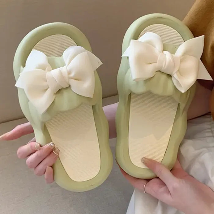 πΌ From home to travel ~ a must-have pair of sandals that are both comfortable and stylish!