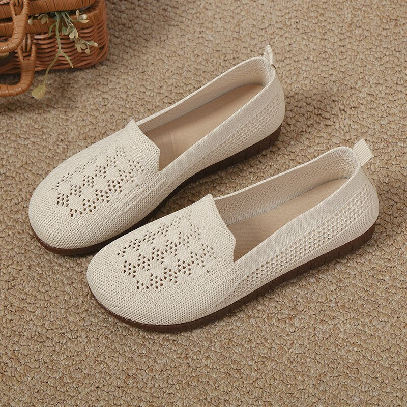š„Last Day 60% OFF - Women's Slip-On Wave Lace Detail Round Toe Shoes