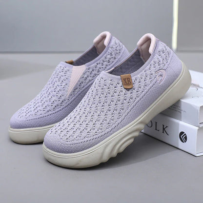 Hollow round toe shoes