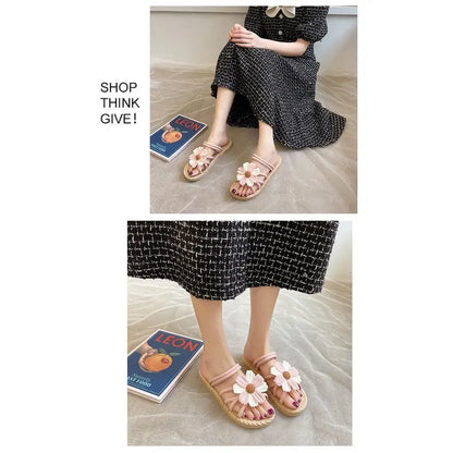 🌼 Elegant Slip-On Flower Sandals for Women 👡 – Daily Comfort with Summer Vibes ☀️